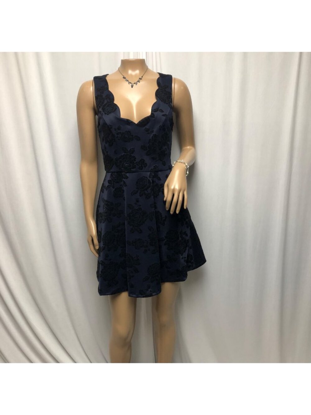 Three Pink Hearts Dress Womens Size Small Blue Velvet Sexy Short Sleeveless Lace